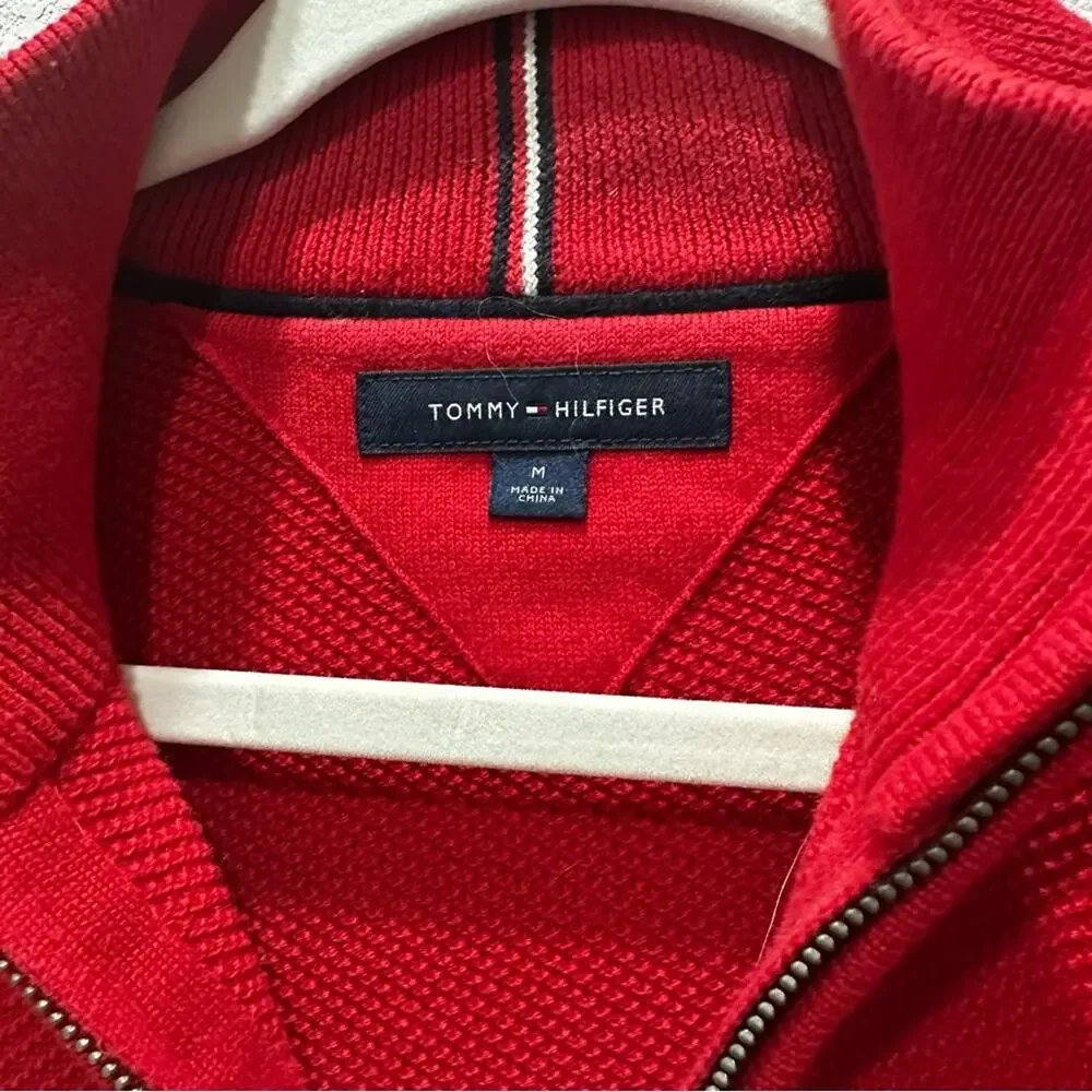 Tommy Hilfiger size Medium M red classic Henley quarter zip sweater - Picture 4 of 4